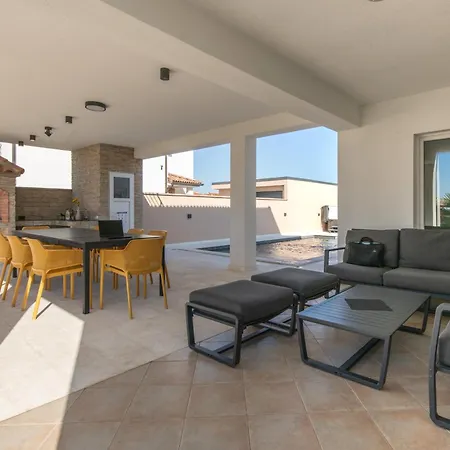 Villa Hugo